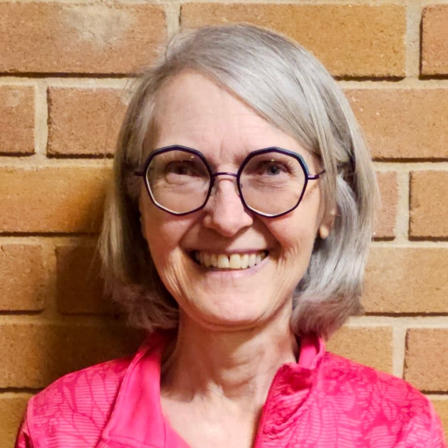 Headshot of Dianne Smith