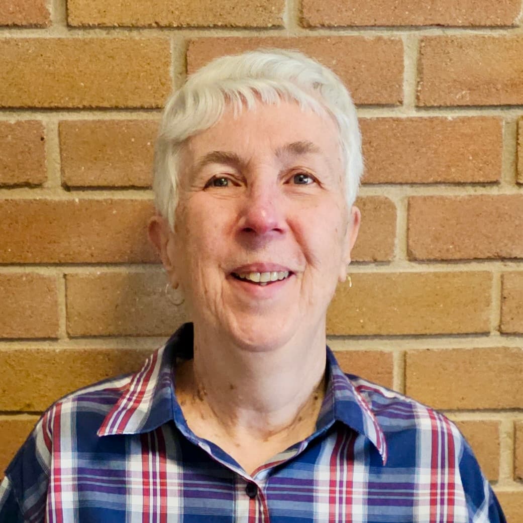 Headshot of Brenda Creighton
